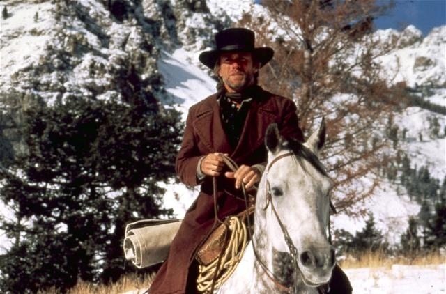 Clint Eastwood dans "Pale Rider, le cavalier solitaire" (1985)
